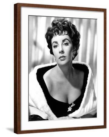 Elizabeth Taylor, ca. 1954 Photo | AllPosters.com