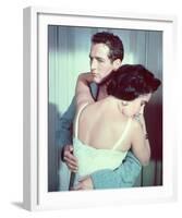 Elizabeth Taylor - Cat on a Hot Tin Roof-null-Framed Photo