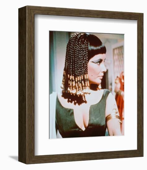 Elizabeth Taylor - Cleopatra-null-Framed Photo