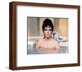 Elizabeth Taylor - Cleopatra-null-Framed Photo