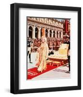 Elizabeth Taylor - Cleopatra-null-Framed Photo