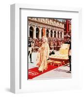 Elizabeth Taylor - Cleopatra-null-Framed Photo