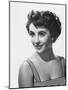 ELIZABETH TAYLOR early 50'S (b/w photo)-null-Mounted Photo