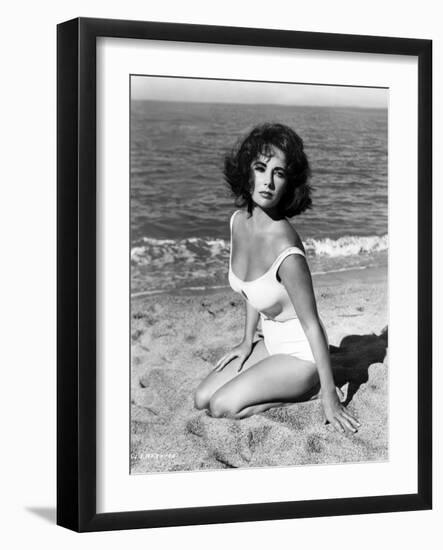Elizabeth Taylor in 'Suddenly, Last Summer', 1959 (b/w photo)-American Photographer-Framed Photo