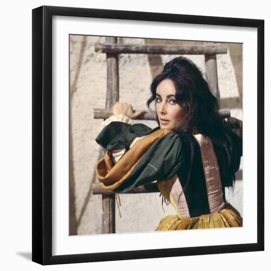 Elizabeth Taylor in 'The Taming of the Shrew' (photo)-null-Framed Photo