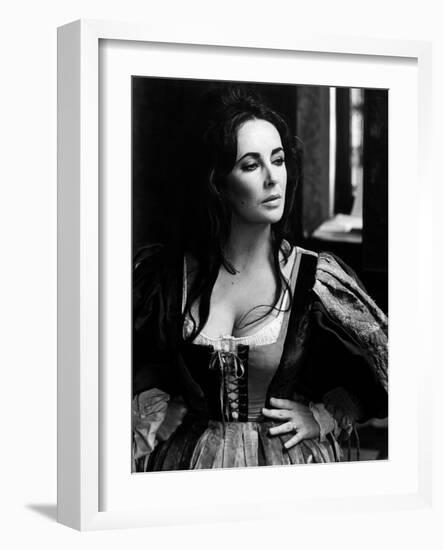 Elizabeth Taylor in 'The Taming of the Shrew'-null-Framed Photo