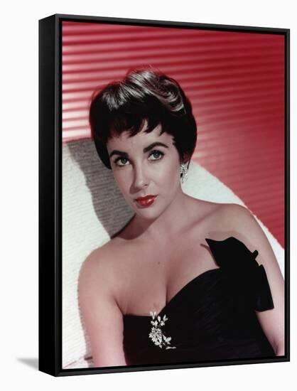 ELIZABETH TAYLOR (photo)-null-Framed Stretched Canvas