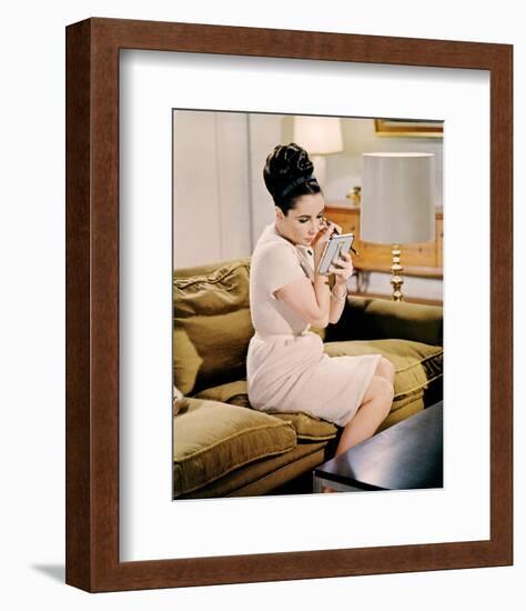 Elizabeth Taylor, The V.I.P.s (1963)-null-Framed Photo