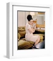 Elizabeth Taylor, The V.I.P.s (1963)-null-Framed Photo