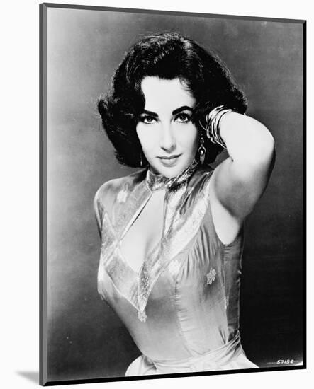 Elizabeth Taylor-null-Mounted Photo