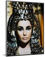 Elizabeth Taylor-null-Mounted Photo