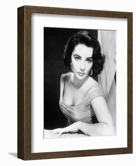 Elizabeth Taylor-null-Framed Photographic Print