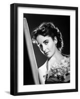 Elizabeth Taylor-null-Framed Photographic Print