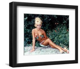 Elke Sommer-null-Framed Photo