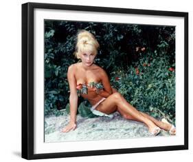 Elke Sommer-null-Framed Photo