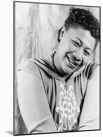 Ella Fitzgerald (1917-1996)-Carl Van Vechten-Mounted Giclee Print