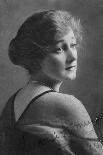 Marie Hemingway (1883-193), English Actress, 1916-Elliott & Fry-Giclee Print