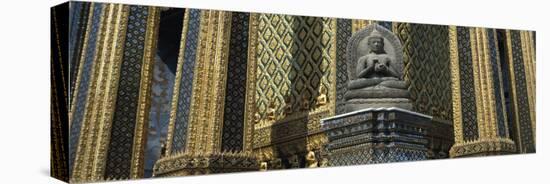 Emerald Buddha, Wat Phra Keo, Bangkok, Thailand-null-Stretched Canvas