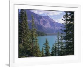 Emerald Lake, Yoho National Park, Unesco World Heritage Site, British Columbia (B.C.), Canada-Robert Harding-Framed Photographic Print