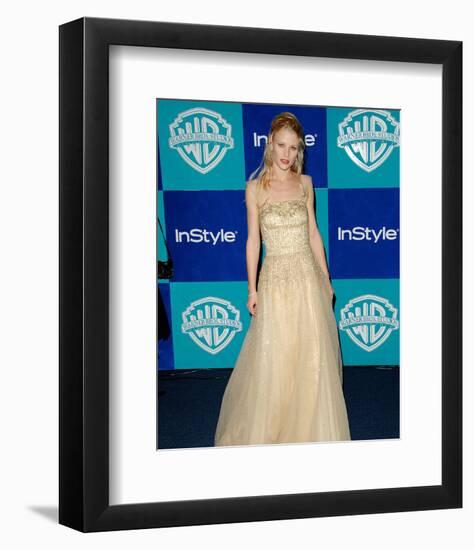 Emilie de Ravin-null-Framed Photo