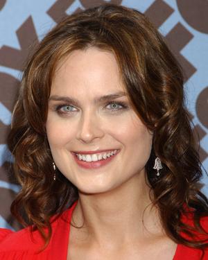 Emily Deschanel Posters, Prints, Paintings & Wall Art | AllPosters.com