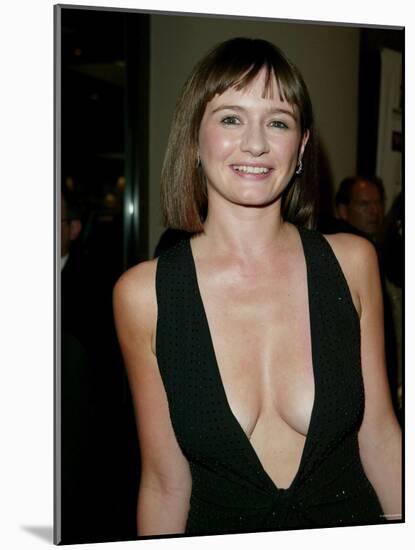 Emily Mortimer-null-Mounted Photo