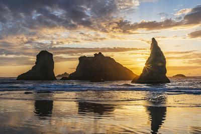 Bandon, Oregon, USA. Sea stacks on the Oregon coast at sunset.
