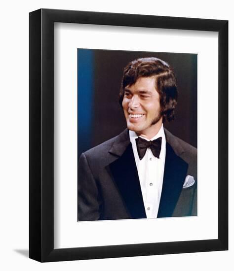 Engelbert Humperdinck-null-Framed Photo