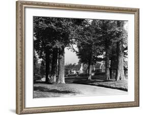 England, Chenies-Fred Musto-Framed Photographic Print