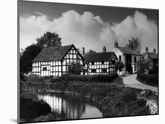 England, Eardisland-J. Chettlburgh-Mounted Photographic Print