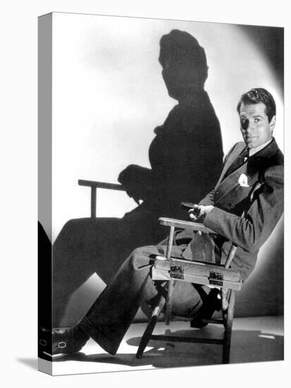 English Actor Laurence Olivier (1907-1989) Seated on a Chair's Director C. 1939-null-Stretched Canvas