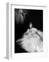 English Actress Vivien Leigh (1913-1967) in 1940-null-Framed Photo