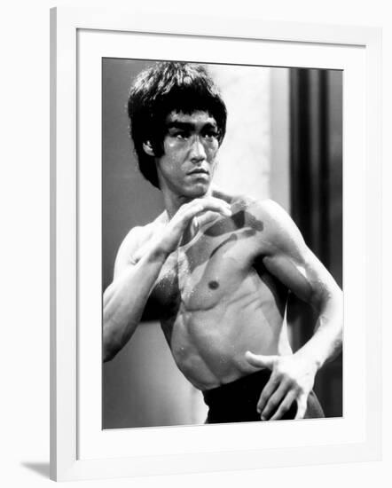 Enter the Dragon, Bruce Lee, 1973-null-Framed Photo