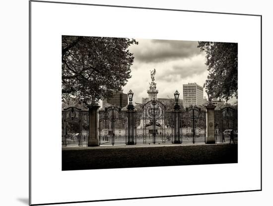 Entrance Gate at Buckingham Palace with Victoria Memorial - London - UK - England - United Kingdom-Philippe Hugonnard-Mounted Art Print