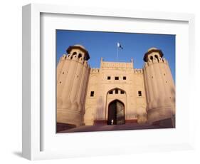 Entrance to the City Fort Built by the Moghuls Between 1524 and 1764, Lahore City, Punjab, Pakistan-Alain Evrard-Framed Photographic Print