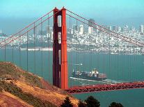 Nina under the Golden Gate-Eric Risberg-Photographic Print