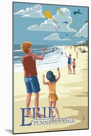 Erie, Pennsylvania - Kite Flyers-Lantern Press-Mounted Art Print