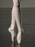 Feet of Ballet Dancer En Pointe-Erik Isakson-Photographic Print