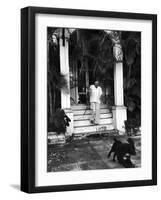Ernest Hemingway-Alfred Eisenstaedt-Framed Premium Photographic Print