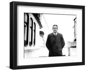 Ernest Shackleton, Irish Explorer-Science Source-Framed Giclee Print