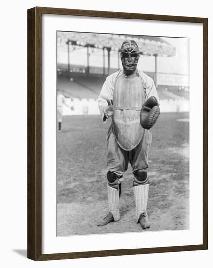 Ernie Krueger, Cleveland Indians, Baseball Photo - New York, NY-Lantern Press-Framed Art Print