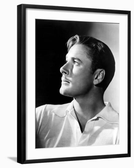 Errol Flynn, 1930s-null-Framed Photo