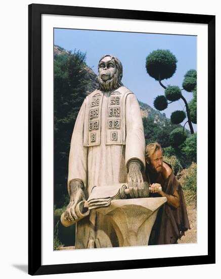 Escape from the Planet of the Apes-null-Framed Photo