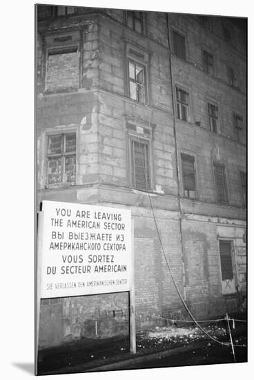 Escape Rope Hanging from Apartment in East Berlin-null-Mounted Photographic Print