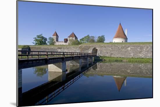 Estonia, Saaraa County, Saaremaa Island, Kuressaare, Kuressaare Episcopal Castle, Moat-null-Mounted Giclee Print