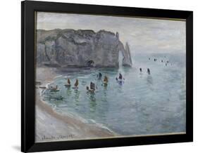 Etretat, la porte d'Aval : bateau de pêche sortant du port-Claude Monet-Framed Giclee Print