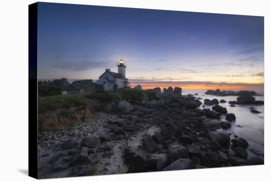 Europe, France, Brignogan - Lighthouse Of Pontusval At Sunset-Aliaume Chapelle-Stretched Canvas