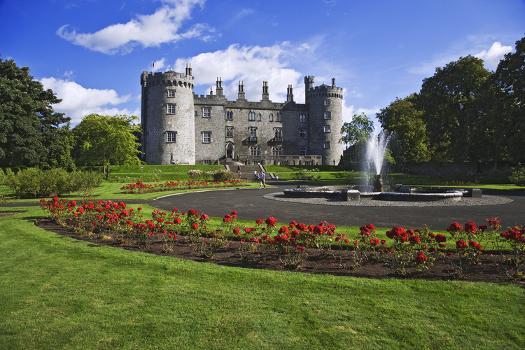 Europe, Ireland, Kilkenny. Kilkenny Castle and rose garden ...