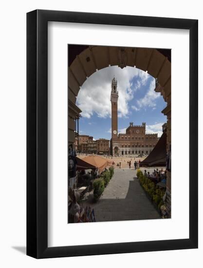 Europe, Italy, Tuscany, Siena, Piazza Del Campo-Gerhard Wild-Framed Photographic Print