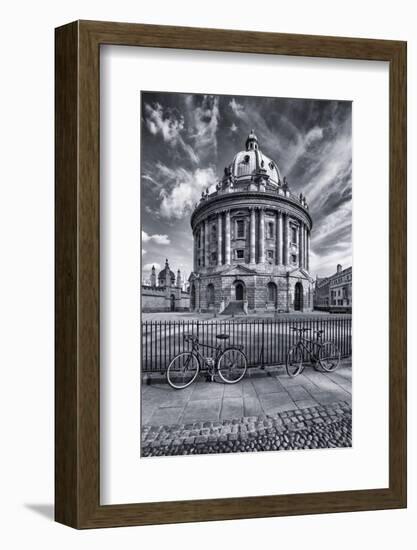 Europe, United Kingom, England, Oxfordshire, Oxford, Radcliffe Camera-Mark Sykes-Framed Photographic Print